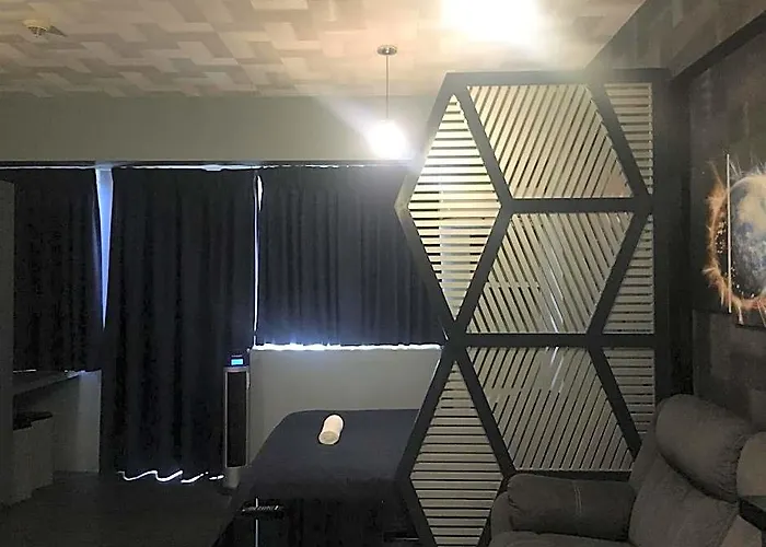 Cozy Near Naia With Wifi, Pool And Balcony Манила
