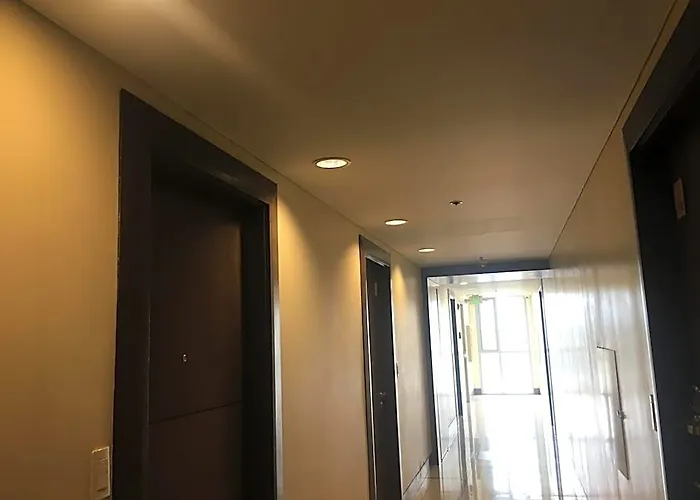 Cozy Near Naia With Wifi, Pool And Balcony Манила